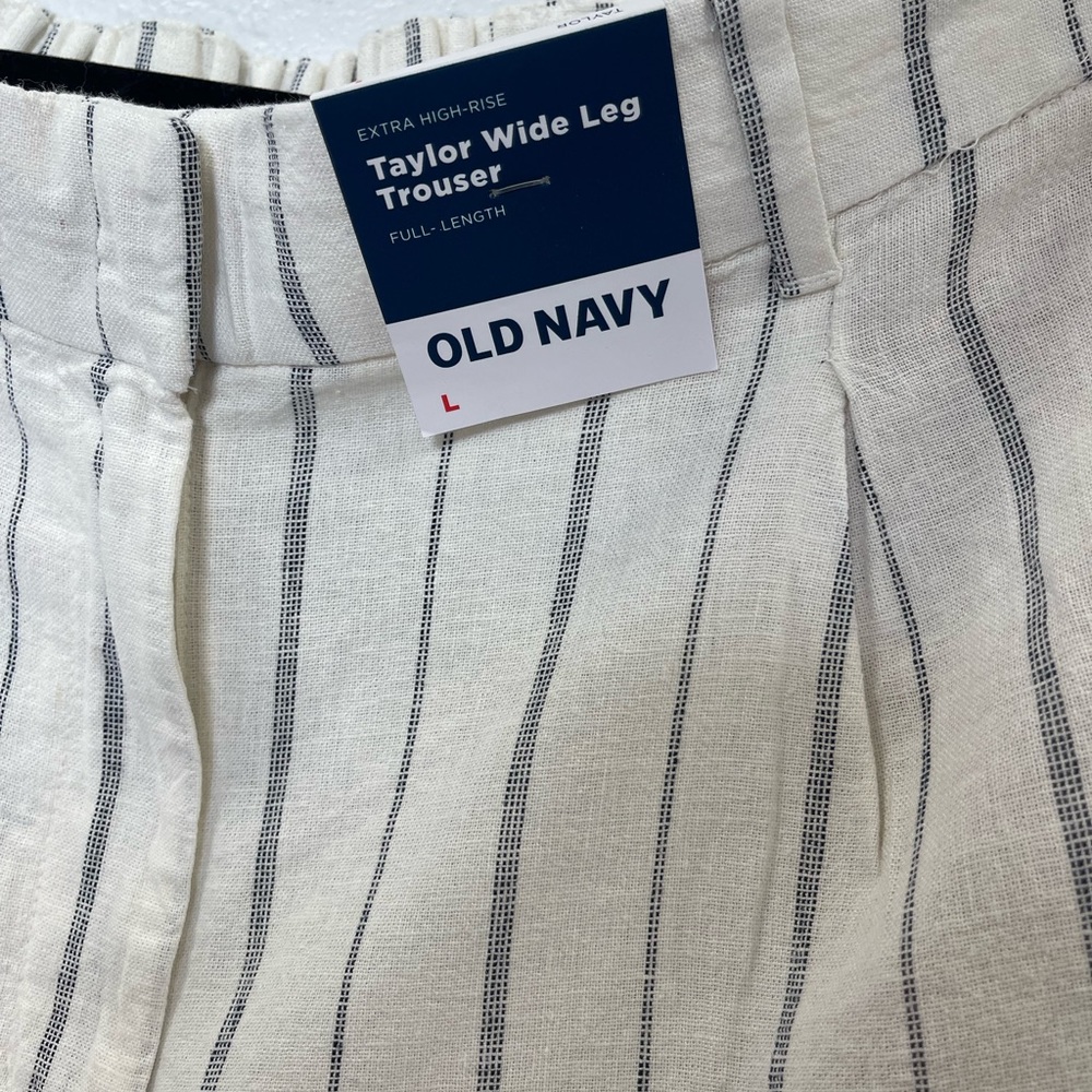 Old Navy White and Black Striped Trousers
